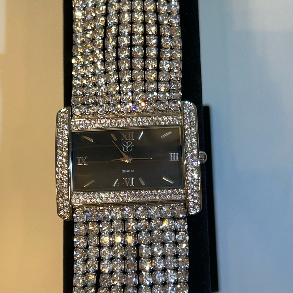 Suzanne Somers Silvertone Crystal Rhinestone Watch – Small Wrist (6”) Vintage